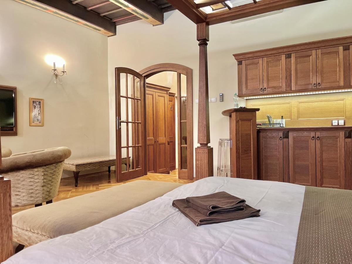 Traditional Prague Apartment Kültér fotó